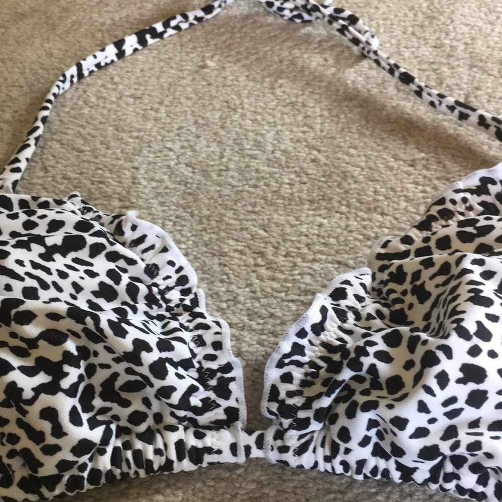 NWT Cute Bikini Top (as separate) Black & White 4